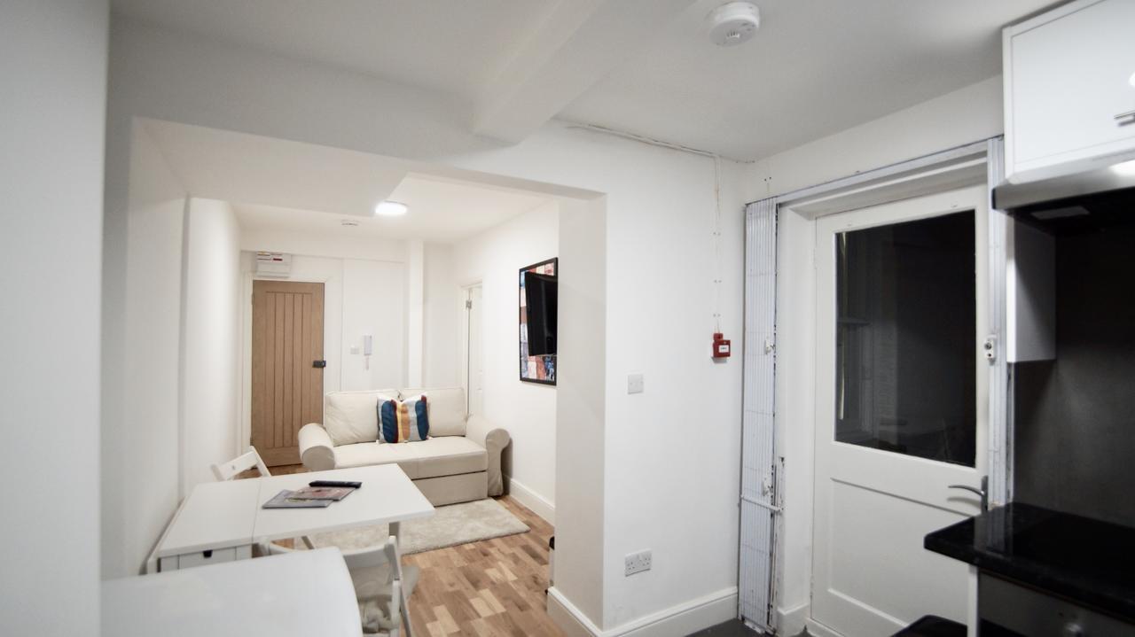 Ifield Road Apartments By Mayfair Stay Londra Exterior foto